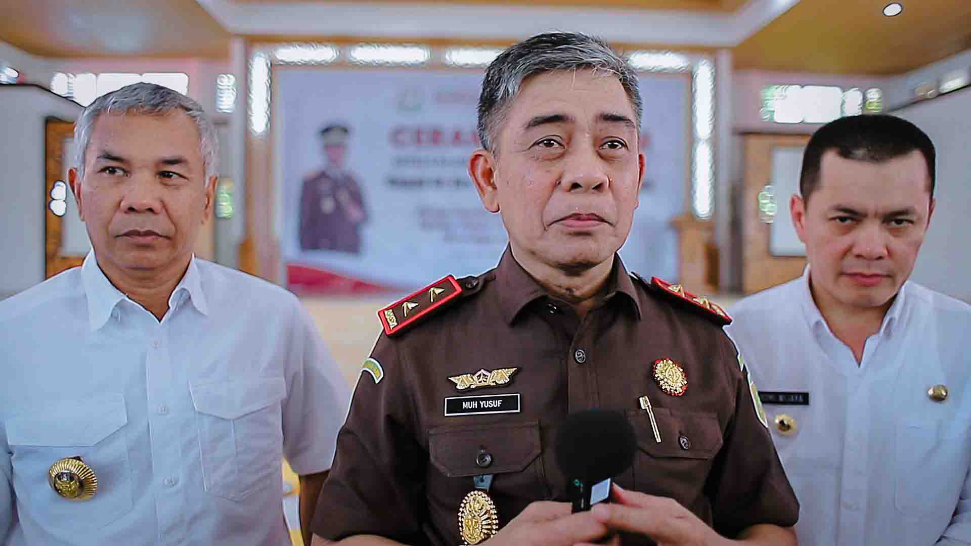 BUPATI DAN WAKIL BUPATI KETAPANG HADIRI CERAMAH HUKUM KEPALA KEJAKSAAN TINGGI KALIMANTAN BARAT.